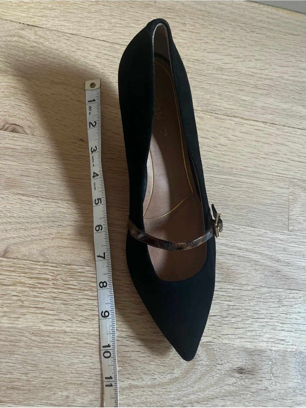 Vionic Minnie Pointed Toe Kitten Heel Black Suede Mary Jane Pumps Size 7.5 - Picture 10 of 11